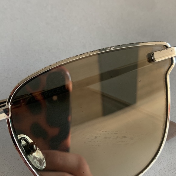 Le Specs mirrored sunglasses - Picture 3 of 6
